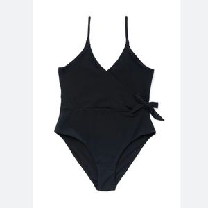 NWT Olivia + Ocean Sz S Black Mom Bod Wrap One Piece Swimsuit